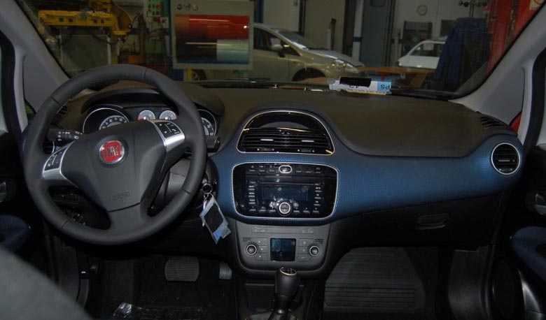2010 Fiat Grande Punto Facelift Revealed In New Spy Shots