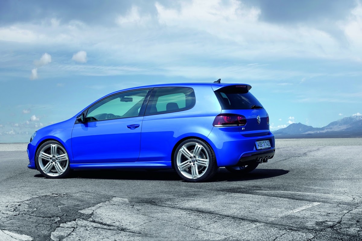 VW Golf R: Fastest Production Golf Ever with 270HP and Four-Wheel Drive Storms into ...