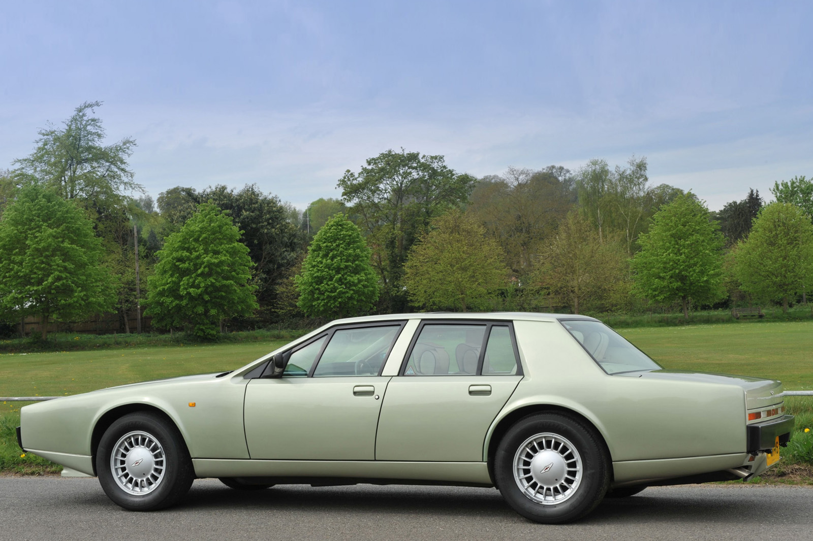 Buy An Aston Martin Lagonda – It’s An Investment Say Specialists | Carscoops