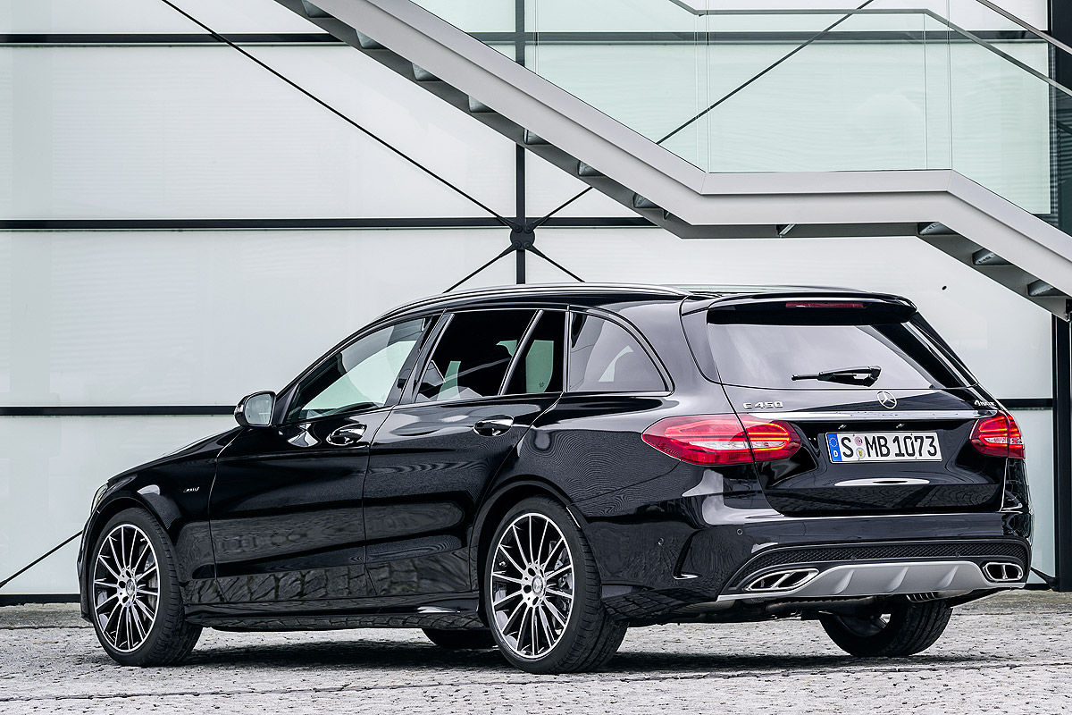 New Mercedes C450 AMG Sport Slots Under C63 AMG with 362HP | Carscoops1200 x 800