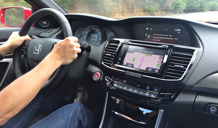 The Personal Luxury Car Is Alive With The 2016 Honda Accord