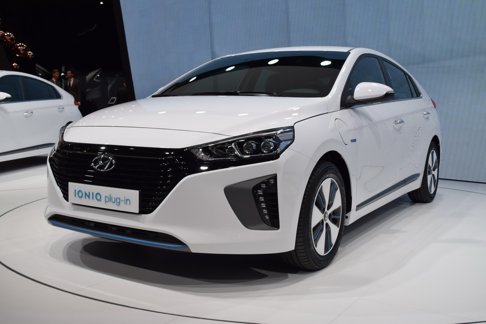 Hyundai Showcases All Three Ioniq Models In Geneva | Carscoops1600 x 1067