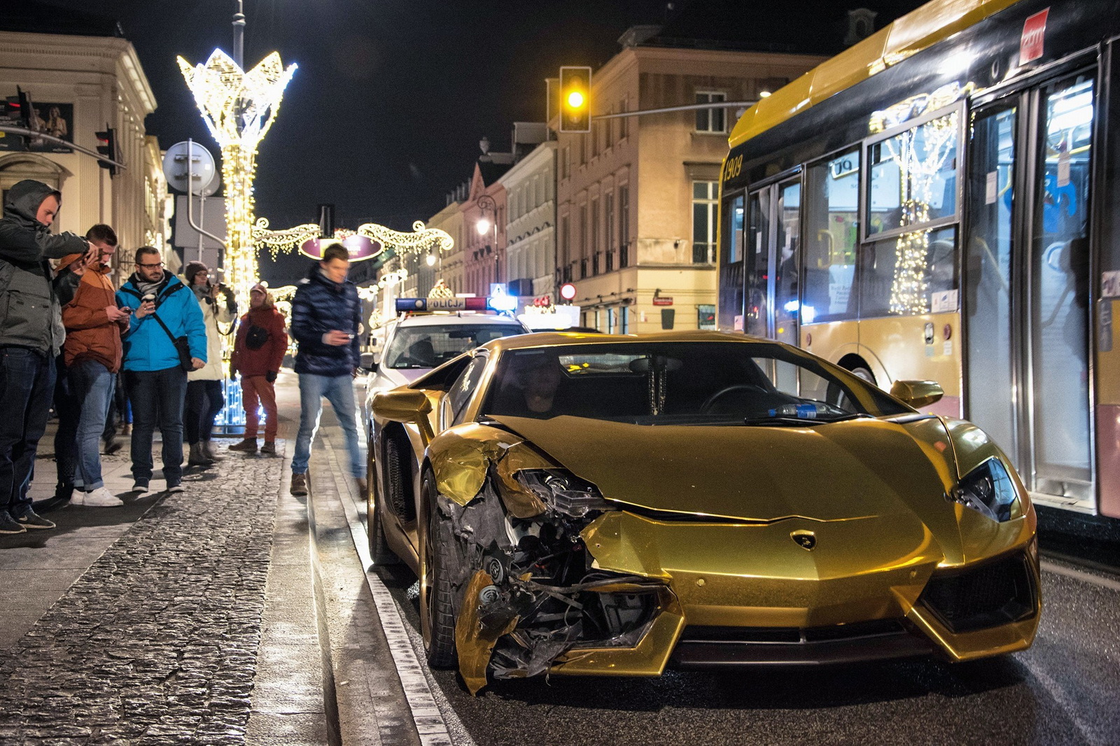 Gold Chrome Lamborghini Aventador Bites The Dust In Poland | Carscoops