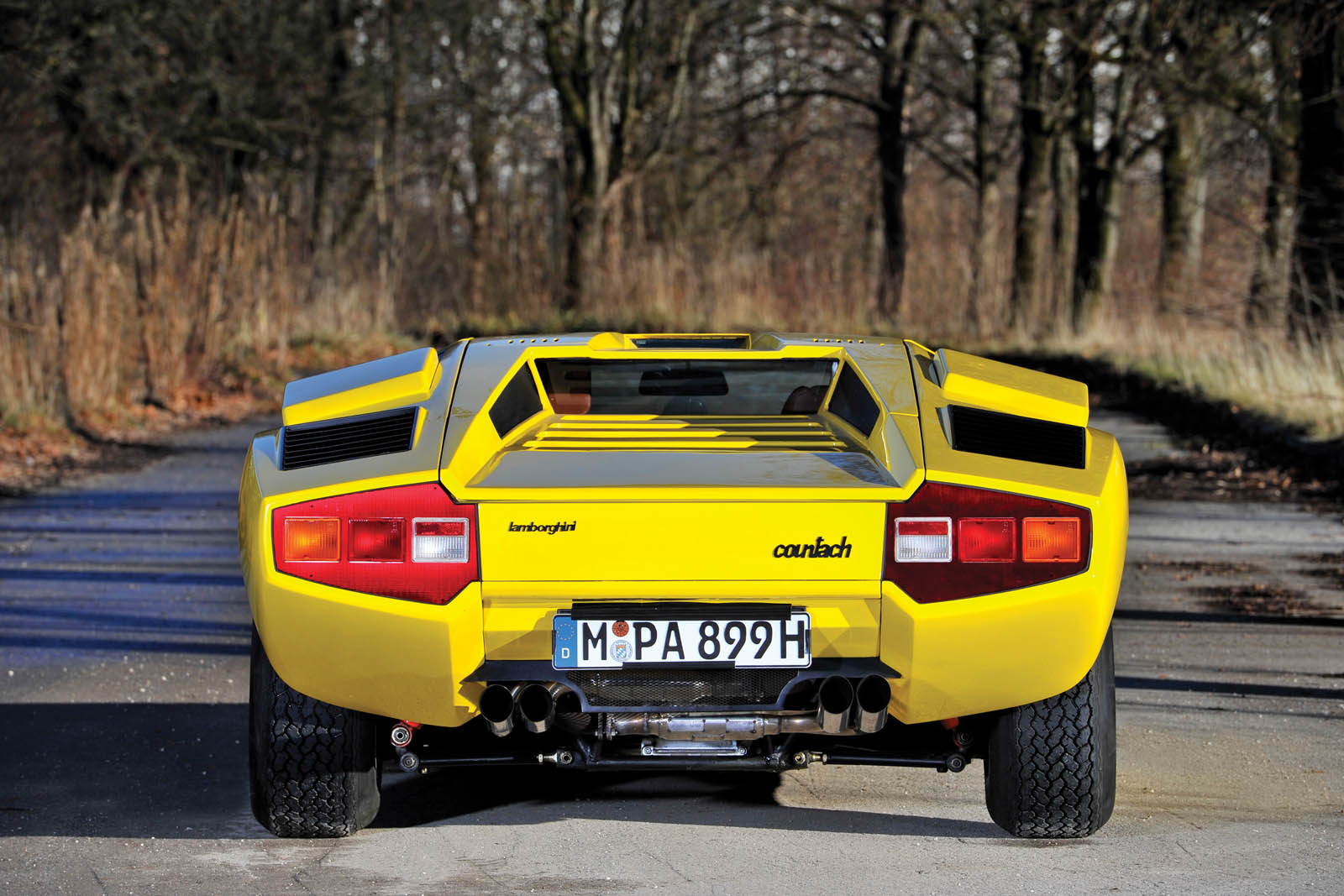 Which Countach Has Aged Better: 1970s Original Or '80s ...