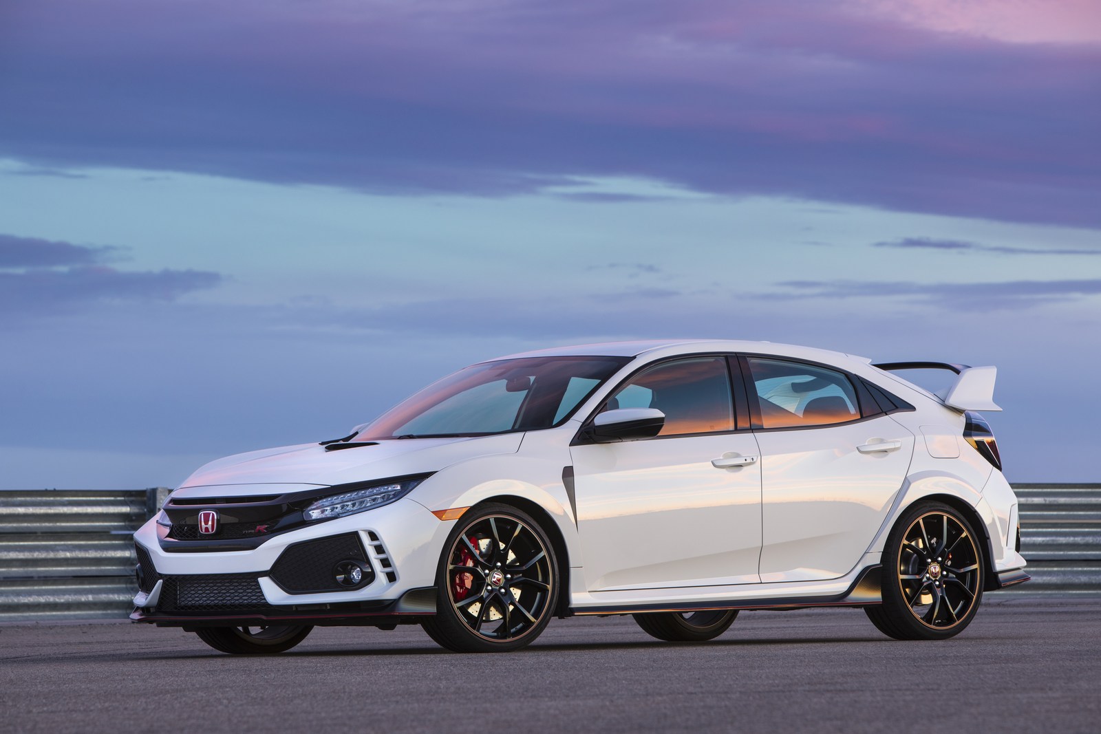 2018 Honda Civic Type R Price Bumped To $34,100, No Entry Level | Carscoops1600 x 1067