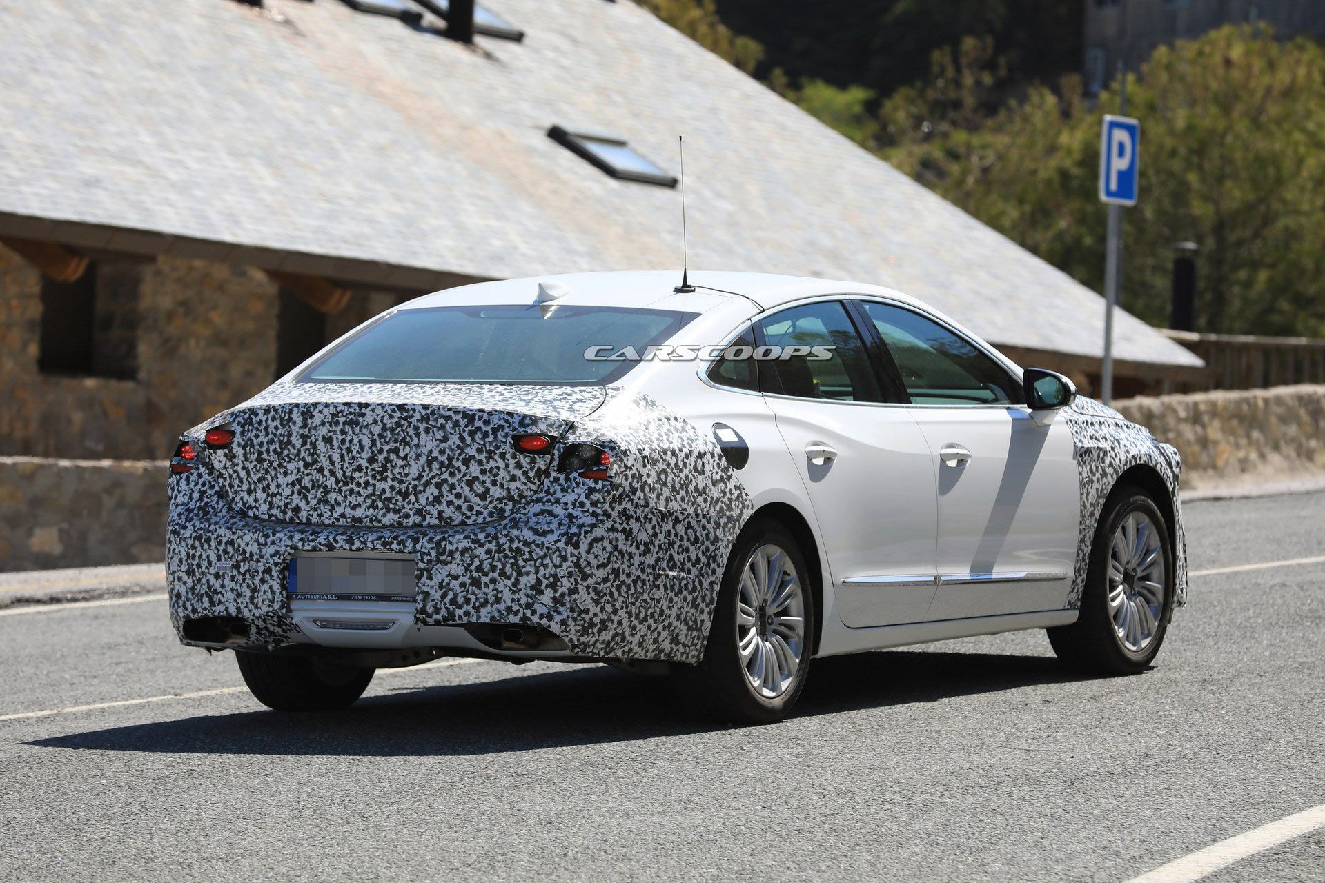 2020 Buick Lacrosse Facelift Spied With Minor Styling Changes