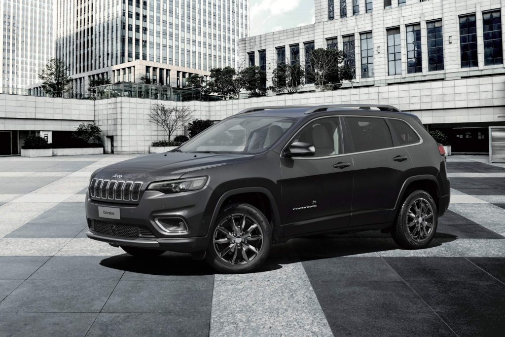 Mopar Accessories For 2019 Jeep Cherokee Bring Both Style And