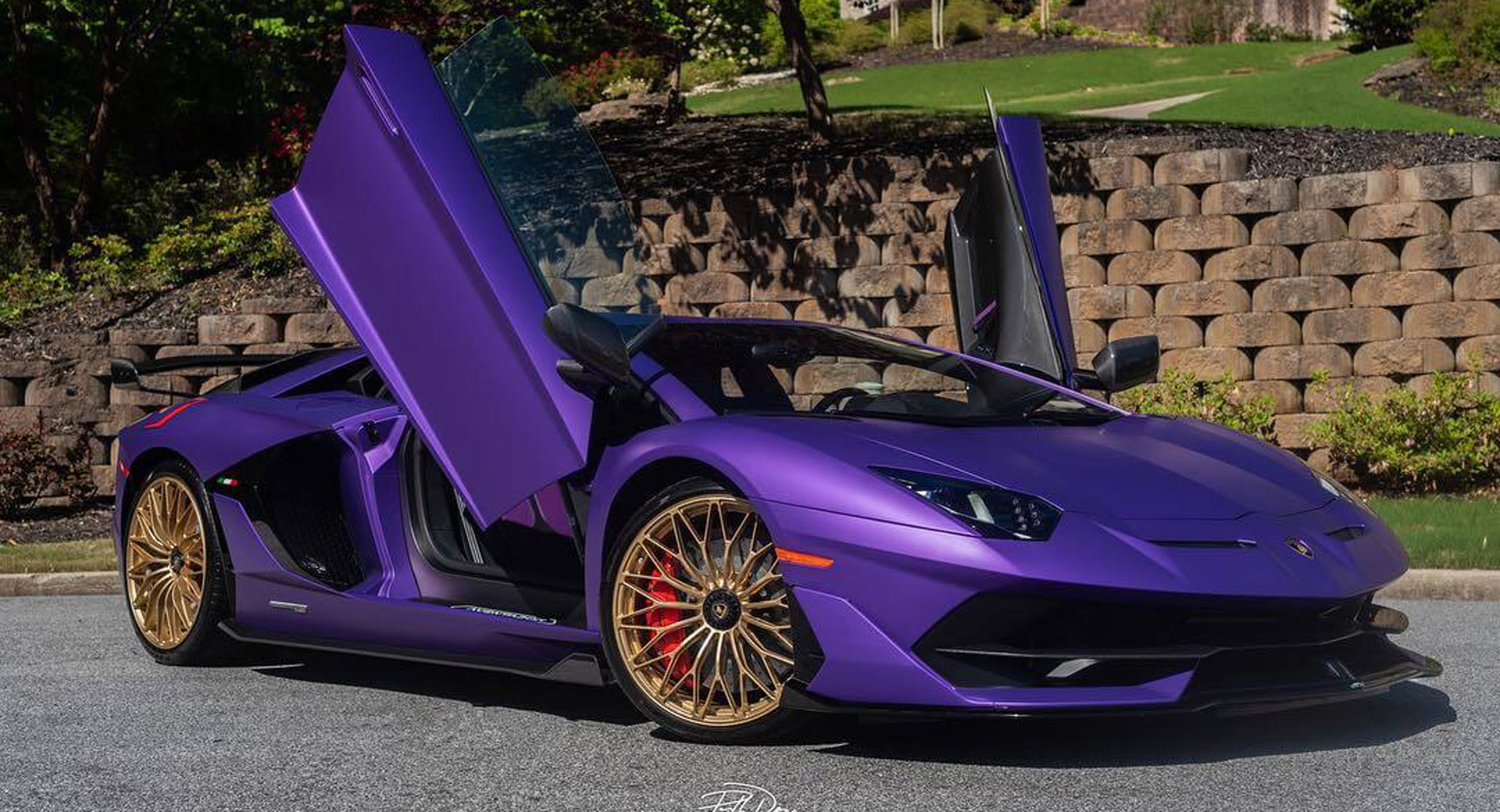 Matte Purple Lamborghini Aventador SVJ Looks Like A ...