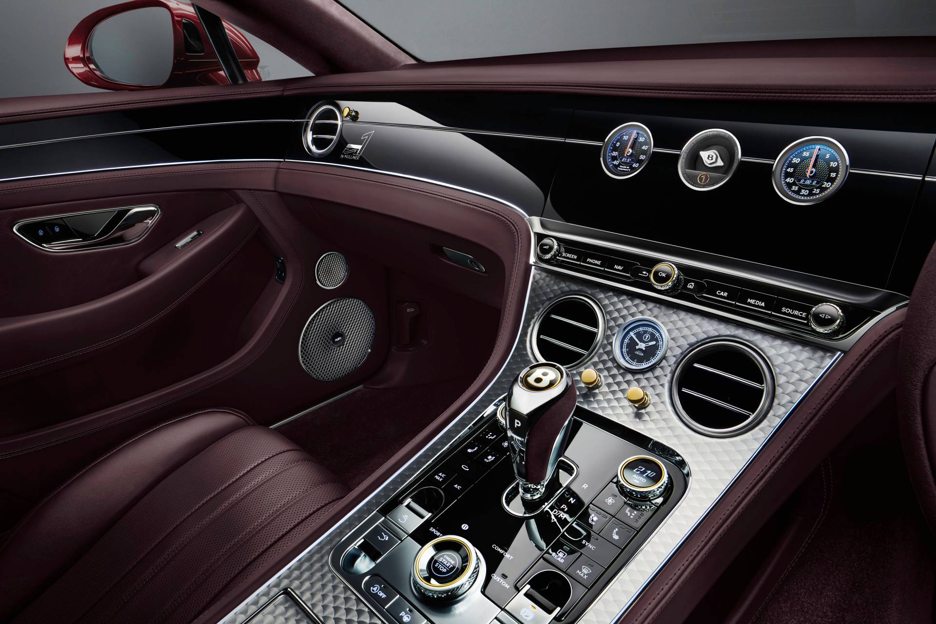 2017 - [Bentley] Continental GT - Page 7 86b78a78-bentley-continental-gt-convertible-number-1-edition-by-mulliner-6