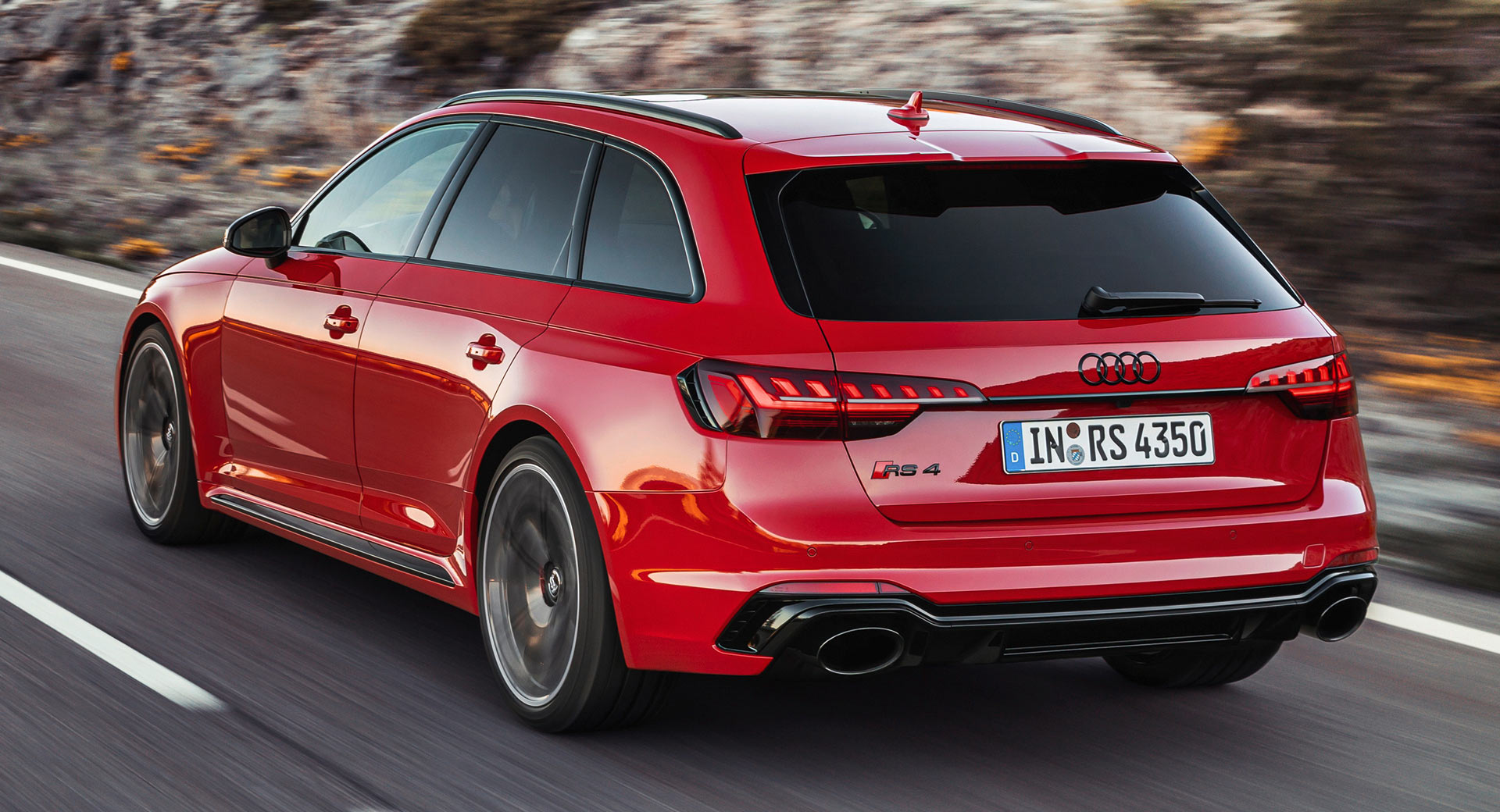 Facelifted 2020 Audi Rs4 Avant Launches With Its Big